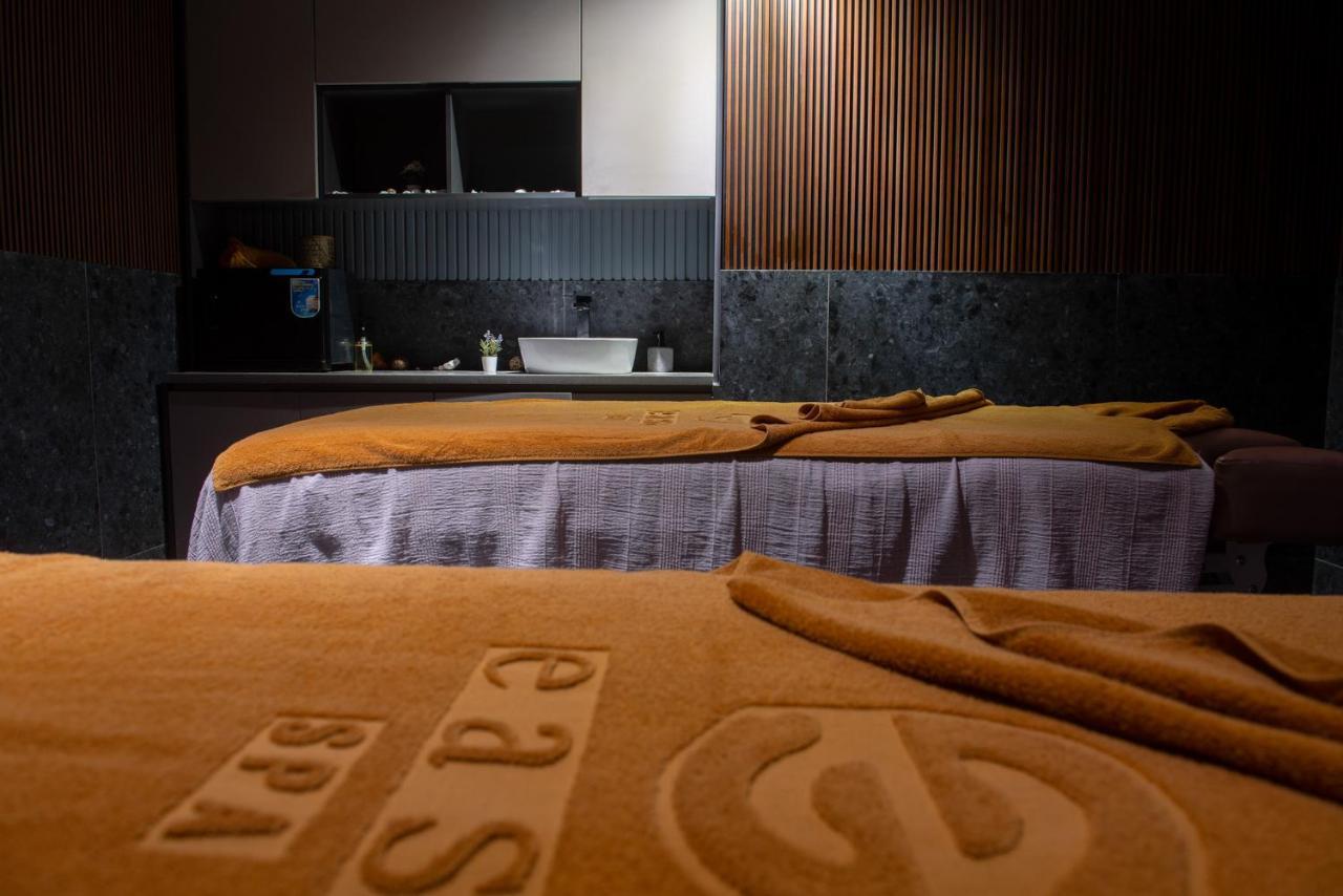 Grands Suites Hotel Residences And Spa Gzira Esterno foto